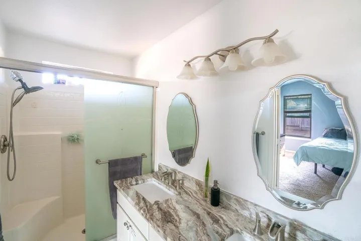 103 S Mercedes Rd., Fallbrook, California 92028