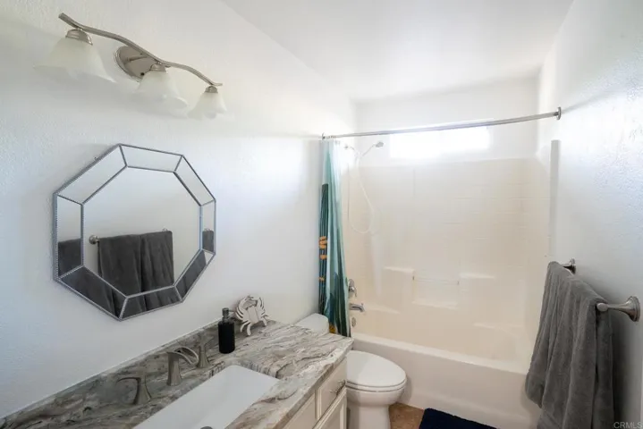 103 S Mercedes Rd., Fallbrook, California 92028