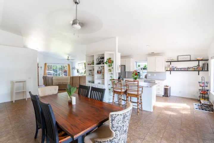 103 S Mercedes Rd., Fallbrook, California 92028