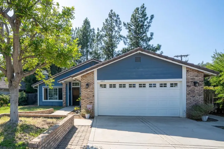 103 S Mercedes Rd., Fallbrook, California 92028
