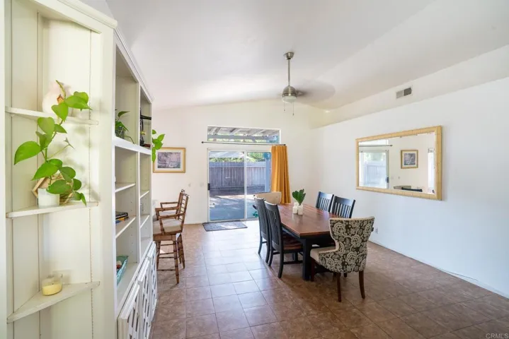 103 S Mercedes Rd., Fallbrook, California 92028