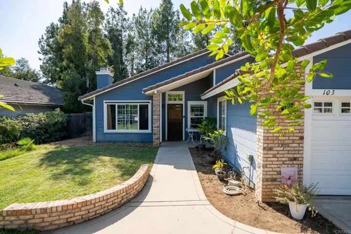103 S Mercedes Rd., Fallbrook, California 92028