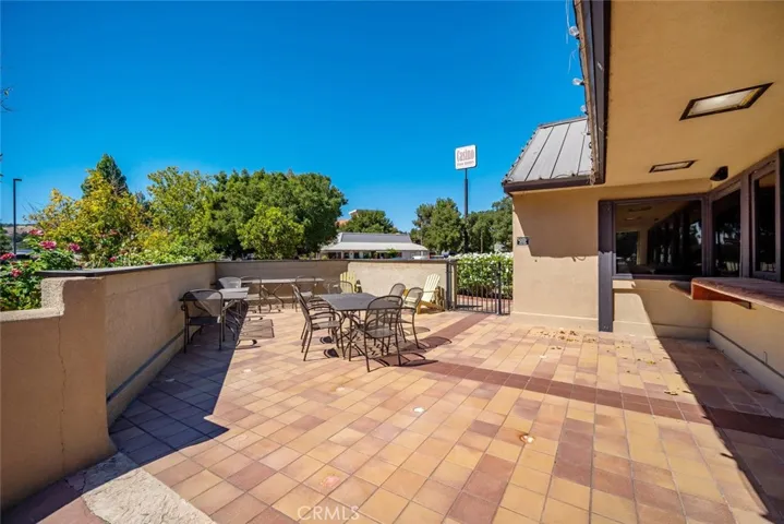 1144 Black Oak Drive, Paso Robles, California 93446