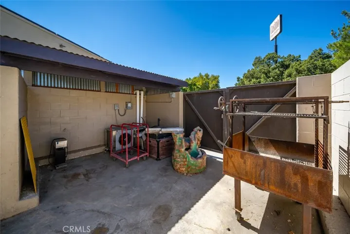 1144 Black Oak Drive, Paso Robles, California 93446
