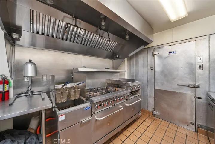 1144 Black Oak Drive, Paso Robles, California 93446