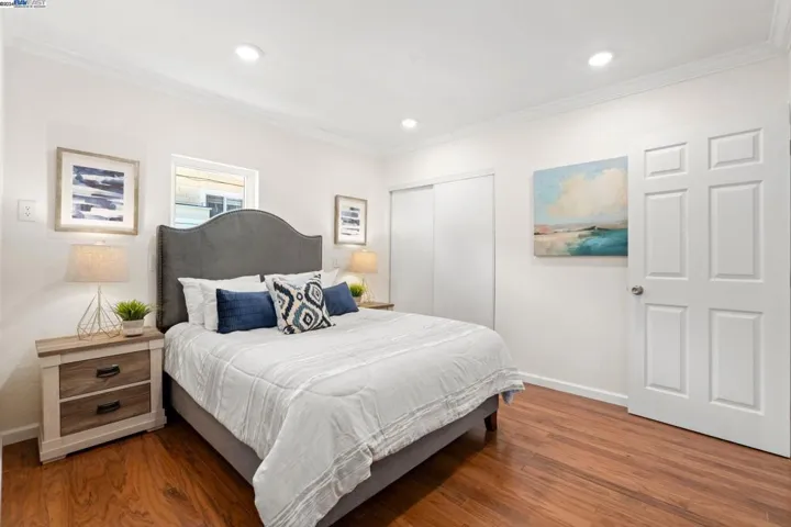 2548 Macarthur Blvd, Oakland, California 94602