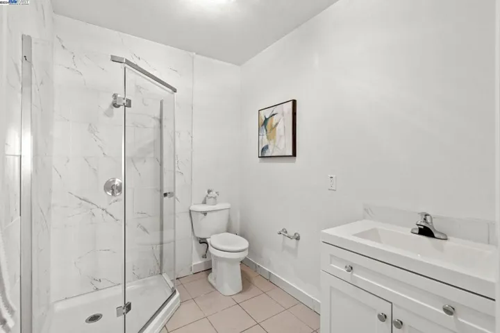 2548 Macarthur Blvd, Oakland, California 94602