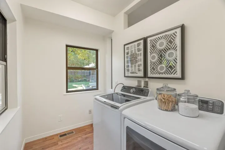 339 Kellogg Avenue, Palo Alto, California 94301