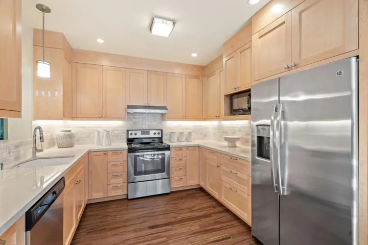 339 Kellogg Avenue, Palo Alto, California 94301