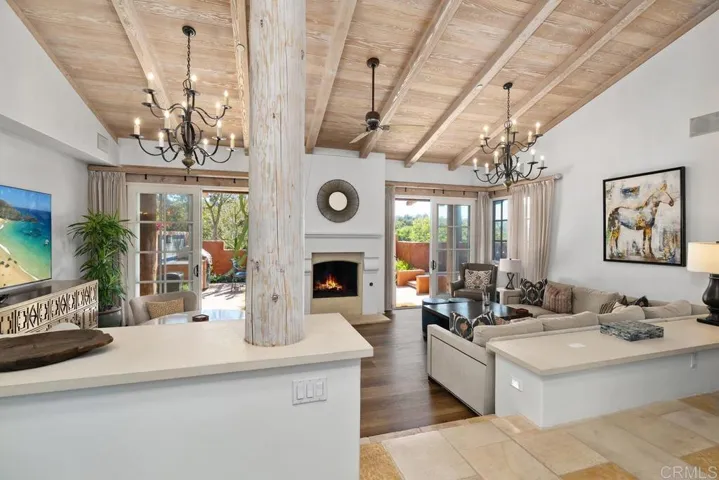 6113 Valencia Villas 3b-1, Rancho Santa Fe, California 92067