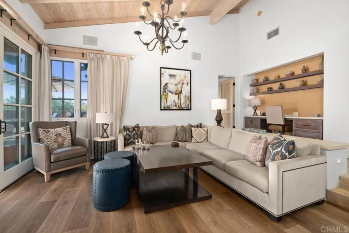 6113 Valencia Villas 3b-1, Rancho Santa Fe, California 92067