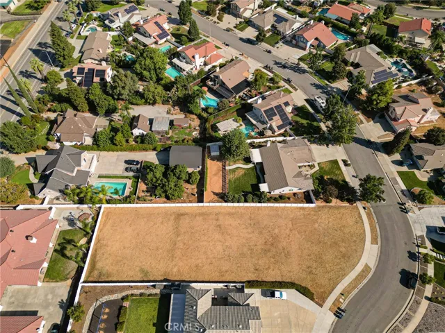 312 Silvertree Lane, Redlands, California 92374
