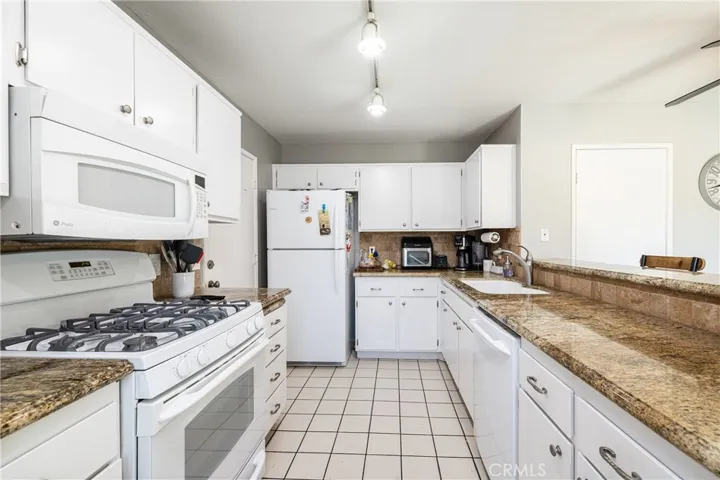 5395 Birchcroft Street 174, Simi Valley, California 93063
