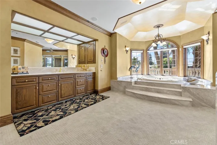 5911 W Prospect Drive, Visalia, California 93291