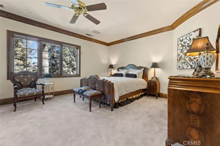 5911 W Prospect Drive, Visalia, California 93291