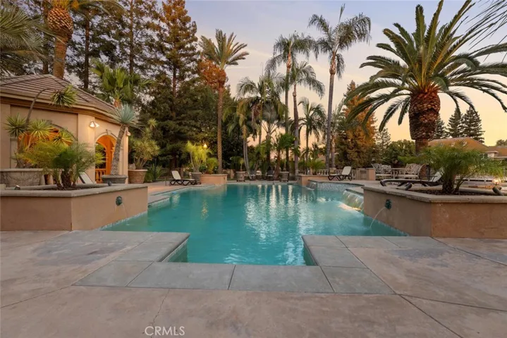 5911 W Prospect Drive, Visalia, California 93291