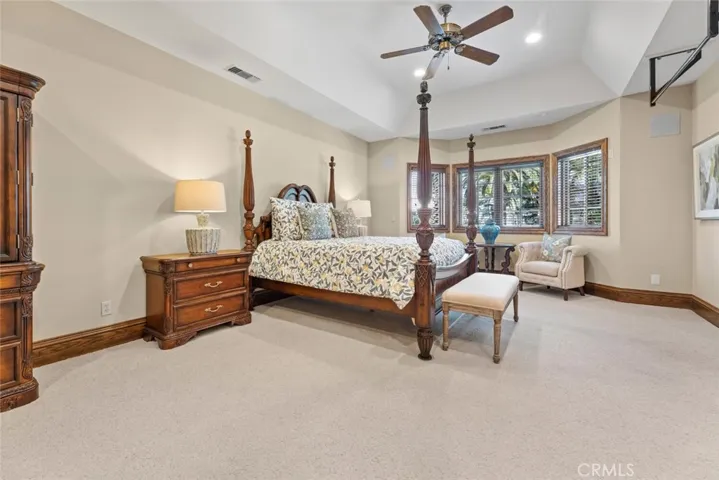 5911 W Prospect Drive, Visalia, California 93291