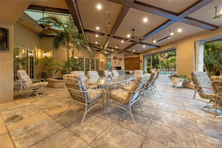 5911 W Prospect Drive, Visalia, California 93291