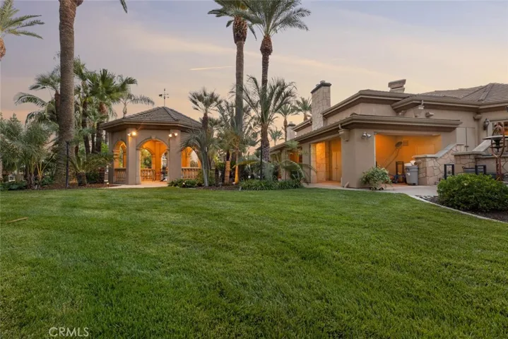 5911 W Prospect Drive, Visalia, California 93291
