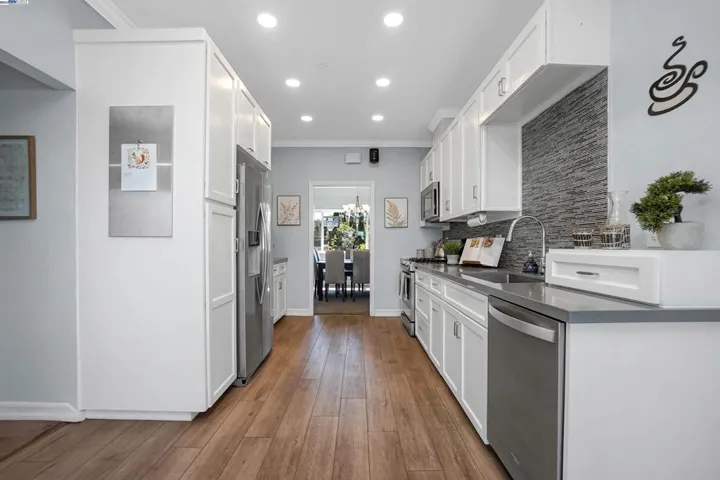 26264 Parkside Dr, Hayward, California 94542