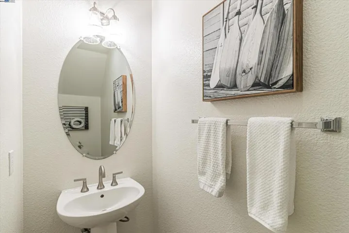 4001 Hemingway Cmn, Fremont, California 94536
