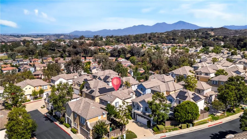 133 Bloomfield Lane, Rancho Santa Margarita, California 92688