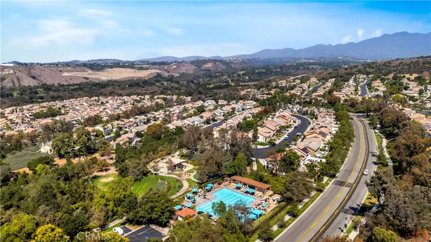 133 Bloomfield Lane, Rancho Santa Margarita, California 92688