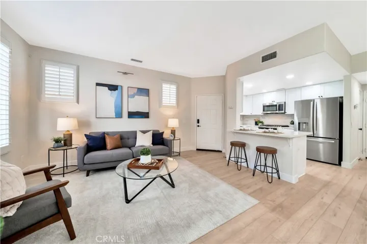 133 Bloomfield Lane, Rancho Santa Margarita, California 92688