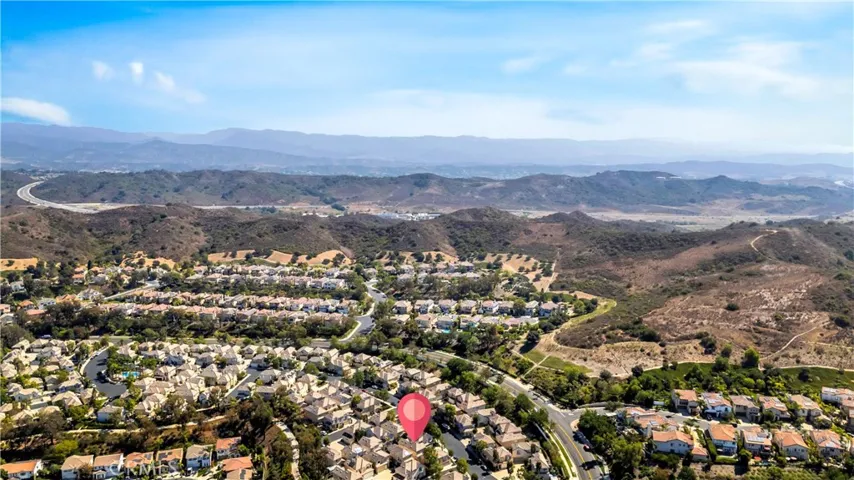133 Bloomfield Lane, Rancho Santa Margarita, California 92688