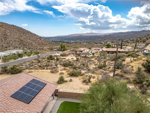 7416 Canyon Drive, Yucca Valley, California 92284