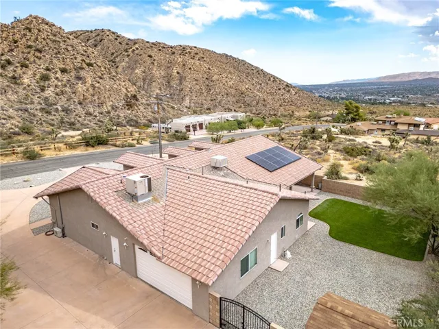 7416 Canyon Drive, Yucca Valley, California 92284