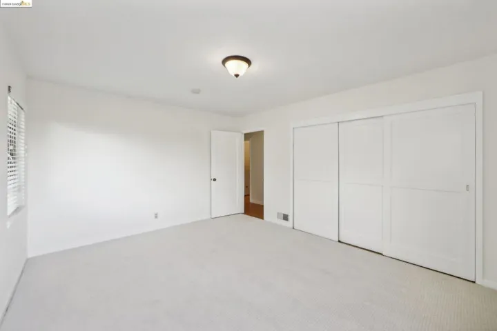 1010 Ulfinian Way, Martinez, California 94553