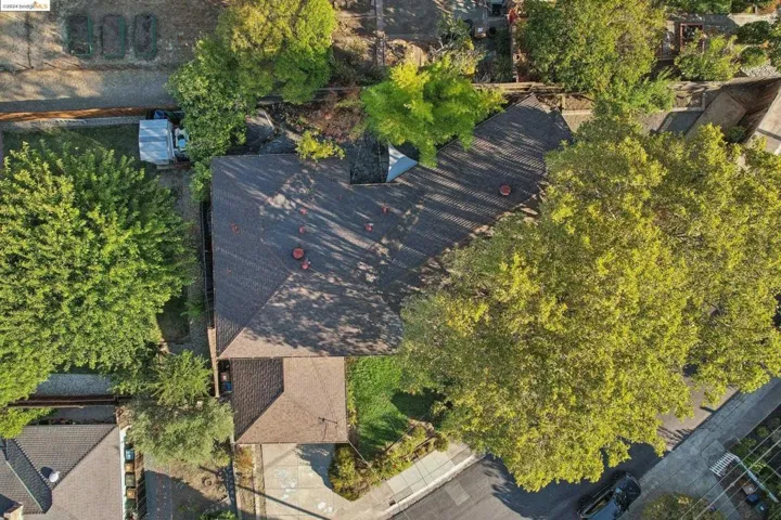 1010 Ulfinian Way, Martinez, California 94553