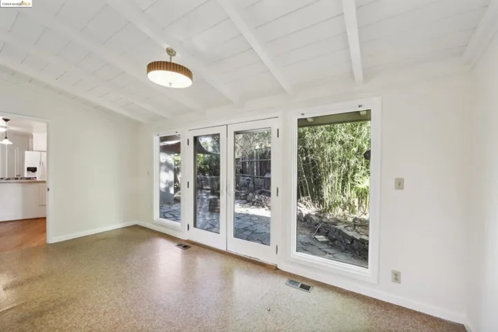 1010 Ulfinian Way, Martinez, California 94553