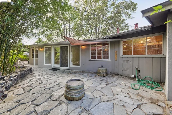 1010 Ulfinian Way, Martinez, California 94553