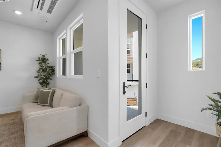 850 Verandah Ct, Novato, California 94945