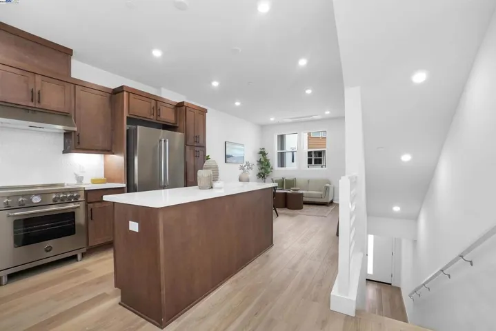 850 Verandah Ct, Novato, California 94945