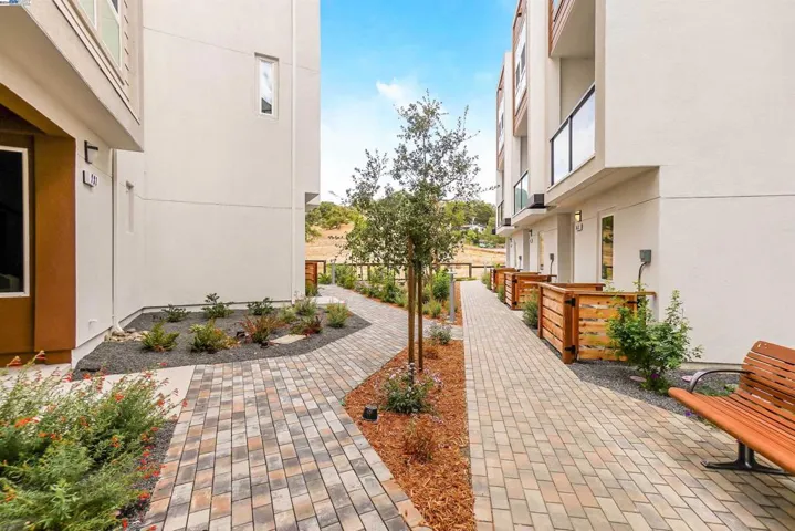 850 Verandah Ct, Novato, California 94945