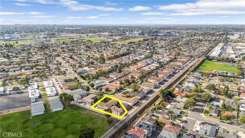 2884 La Salle Avenue, Costa Mesa, California 92626