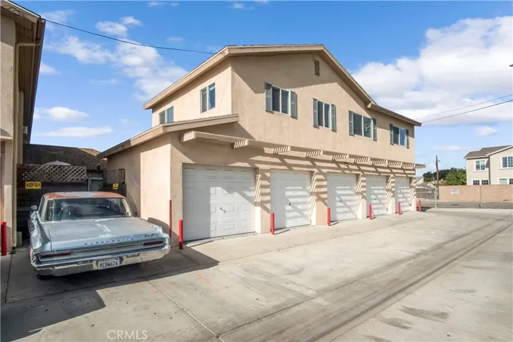 2884 La Salle Avenue, Costa Mesa, California 92626