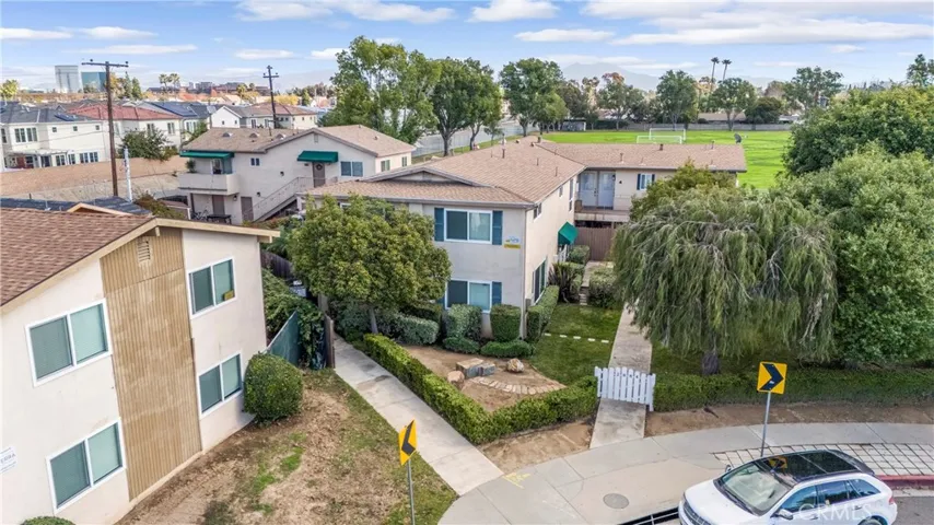 2884 La Salle Avenue, Costa Mesa, California 92626