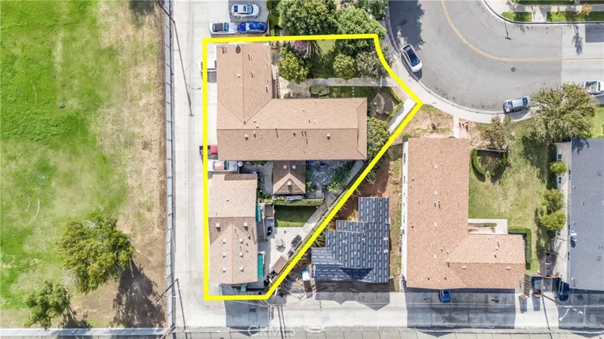 2884 La Salle Avenue, Costa Mesa, California 92626