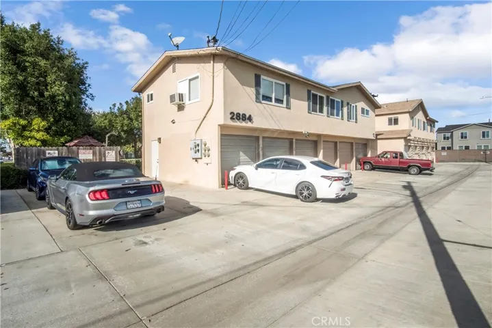 2884 La Salle Avenue, Costa Mesa, California 92626