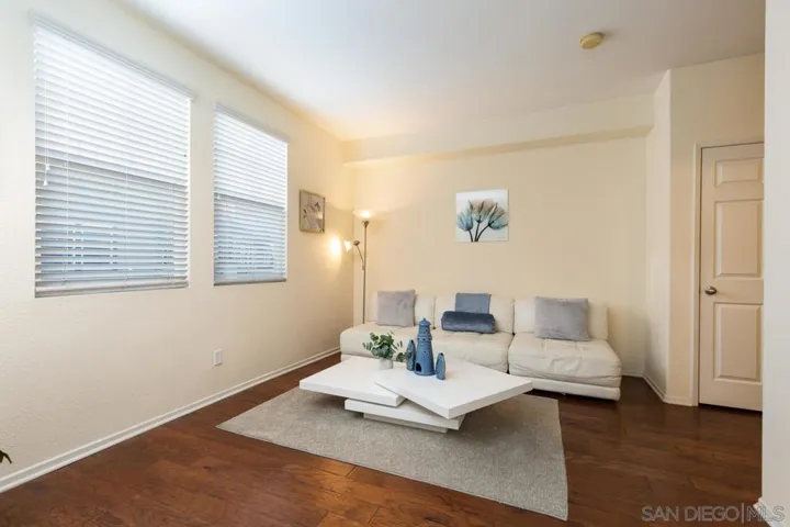 16915 Hutchins Lndg 59, San Diego, California 92127