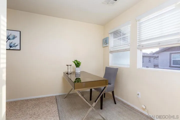 16915 Hutchins Lndg 59, San Diego, California 92127