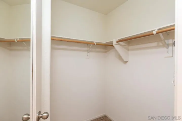 16915 Hutchins Lndg 59, San Diego, California 92127