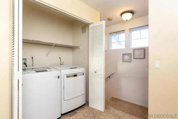16915 Hutchins Lndg 59, San Diego, California 92127