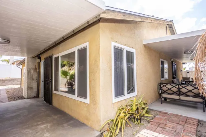 1638 Chatsbury St, El Cajon, California 92021