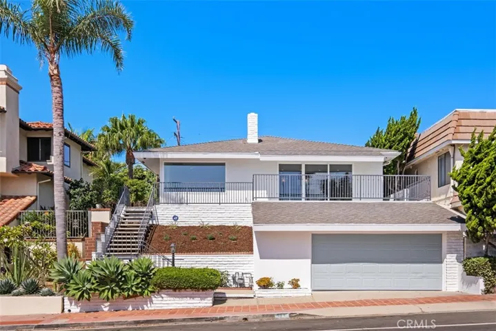 122 W Avenida Valencia, San Clemente, California 92672