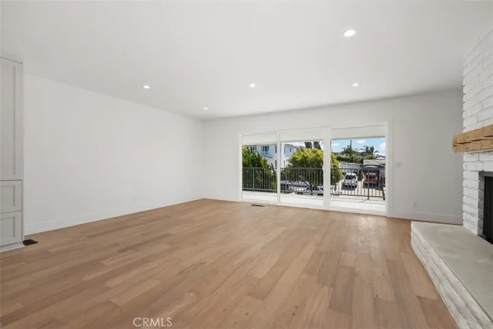 122 W Avenida Valencia, San Clemente, California 92672
